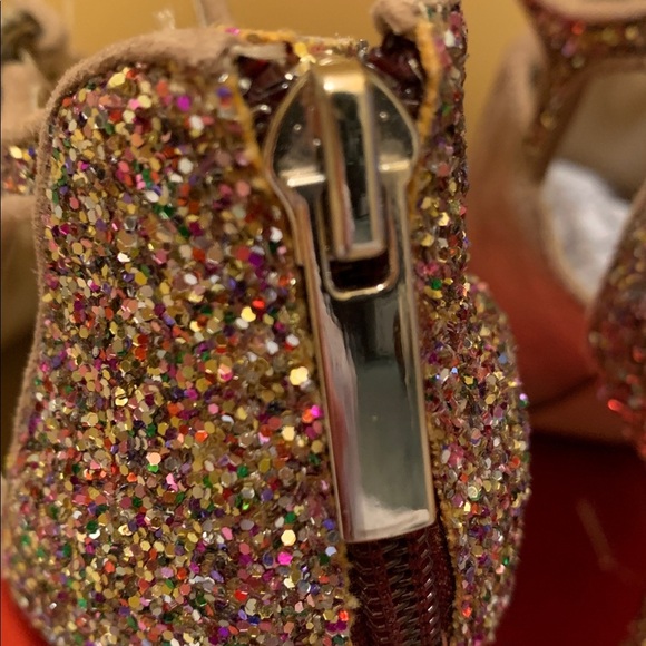 ENZO ANGIOLINI glitter strappy heel booties 4.5" glitter heel and a back zipper - Picture 13 of 14